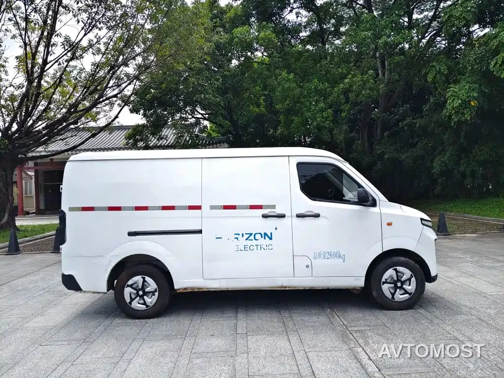 Yuan Cheng FarStar V 2022 Xingxiang V6E Value Edition Long Wheelbase AVIC 38.64kWh — фото 4