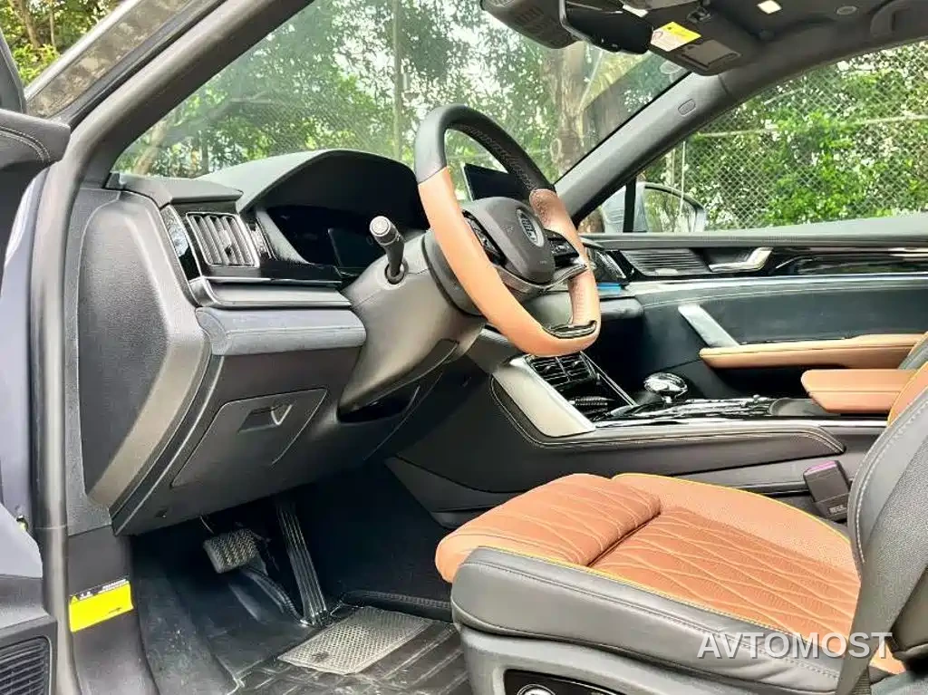 BYD Tang 2021 2.0T Automatic Flagship — фото 3