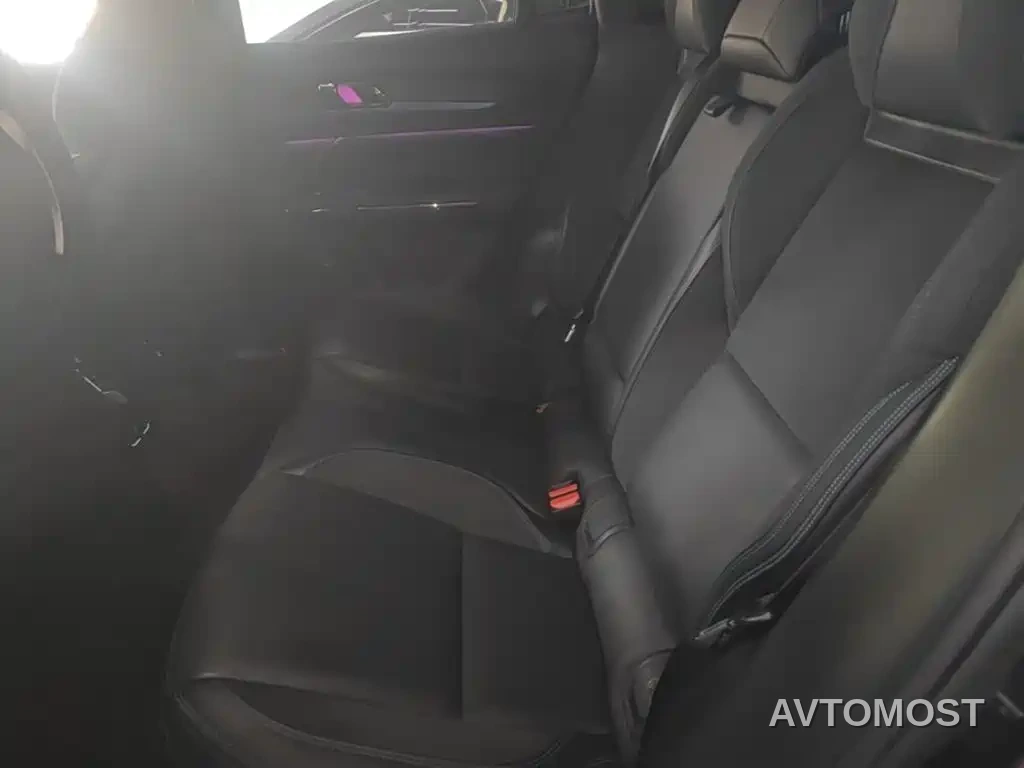 Lynk & Co 05 EM-P 2021 1.5TD PHEV HALO — фото 12
