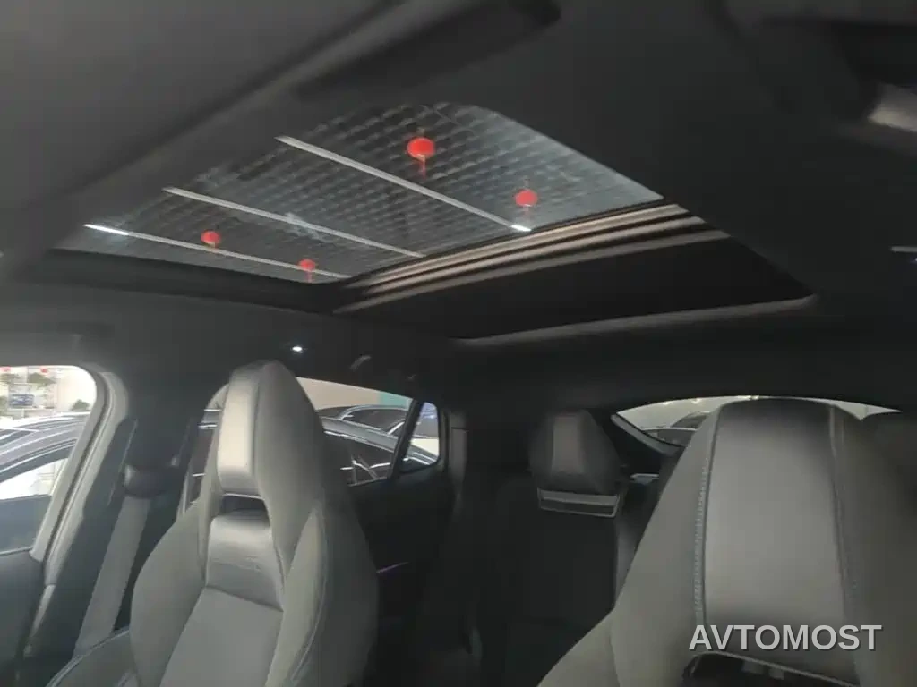 Lynk & Co 05 EM-P 2021 1.5TD PHEV HALO — фото 13