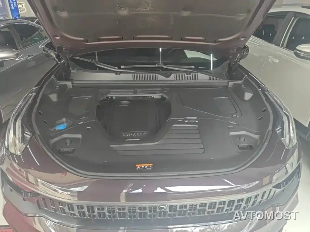 Lynk & Co 05 EM-P 2021 1.5TD PHEV HALO — фото 14