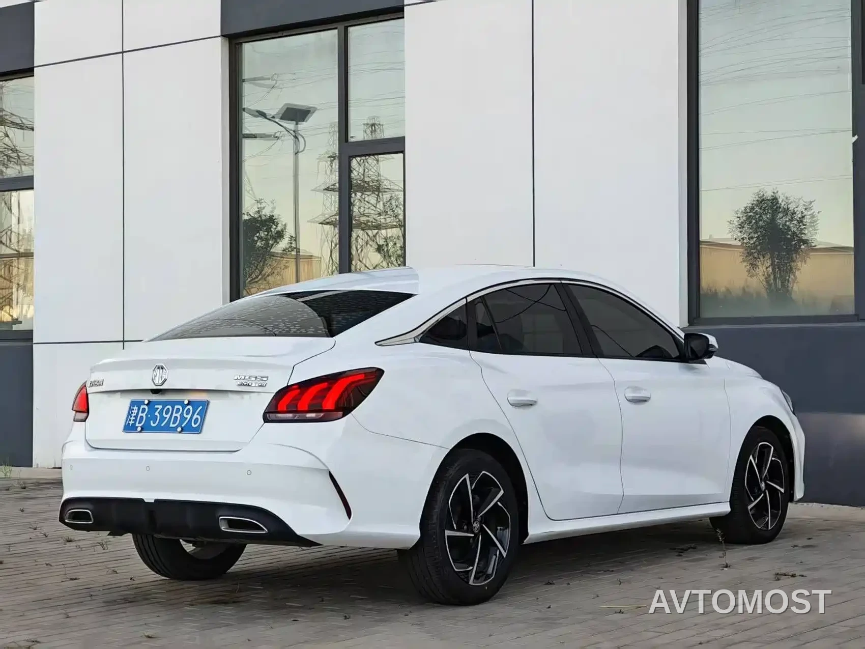 MG5 2021 Model 300TGI DCT Youth Luxury Flagship — фото 6