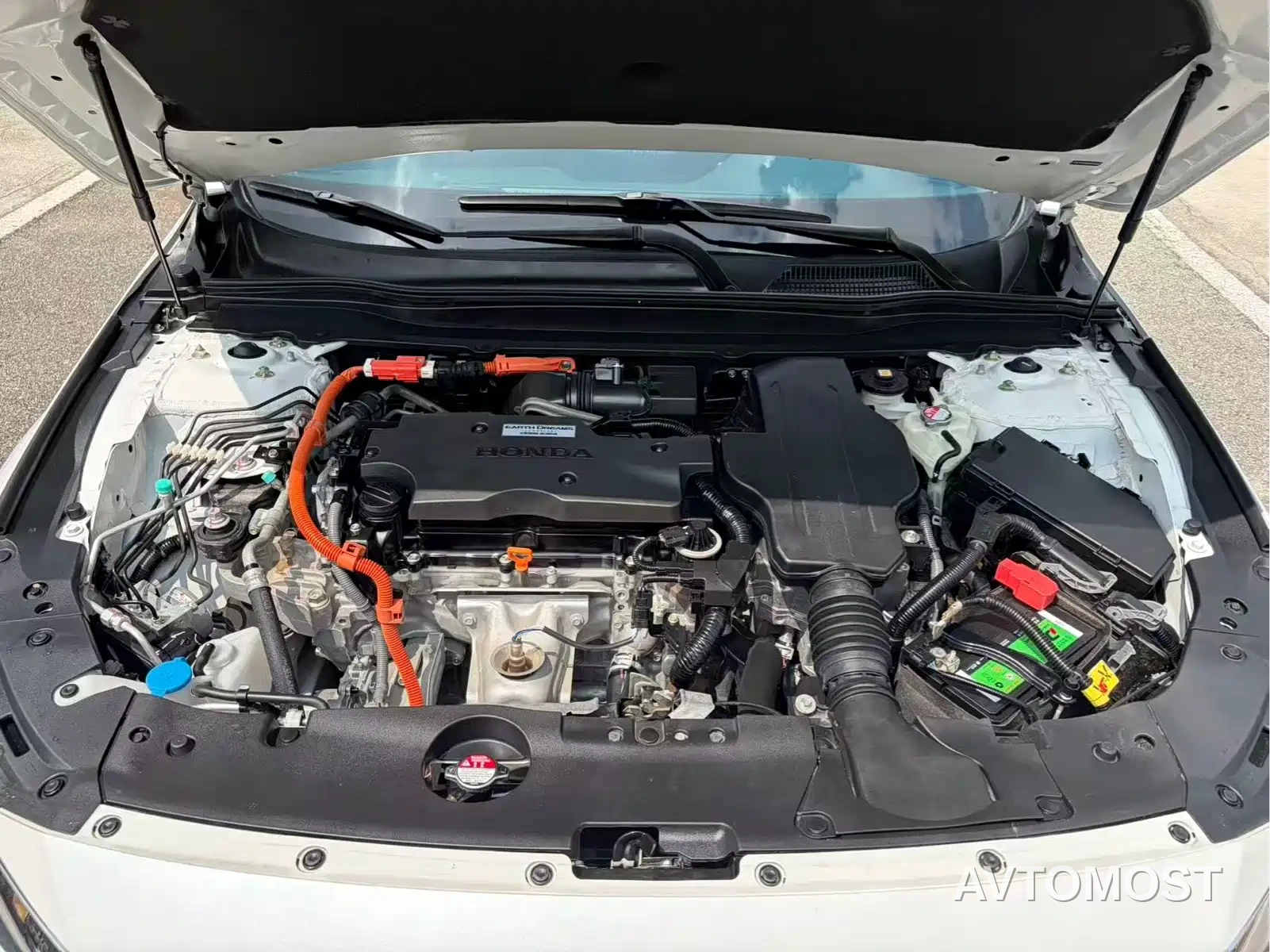 Honda Inspire 2019 Sharp Hybrid 2.0L Pure Elegance China VI — фото 6