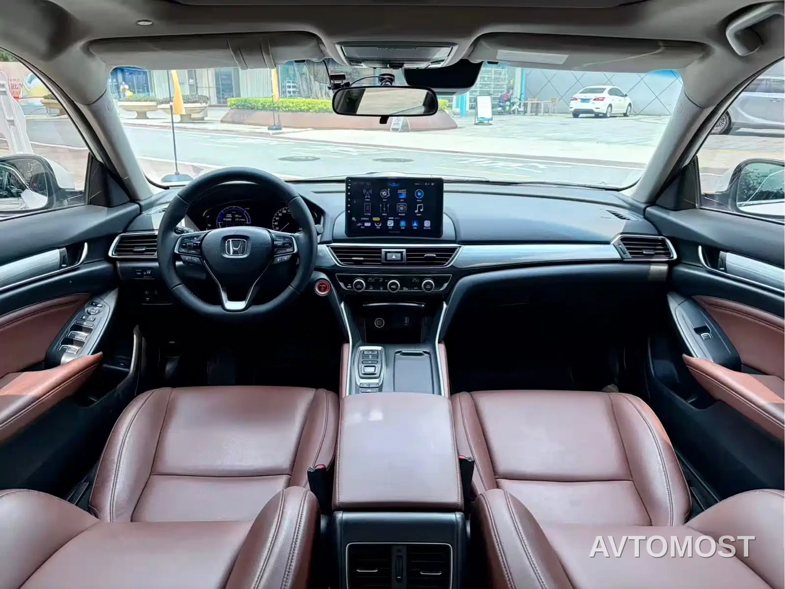 Honda Inspire 2019 Sharp Hybrid 2.0L Pure Elegance China VI — фото 19