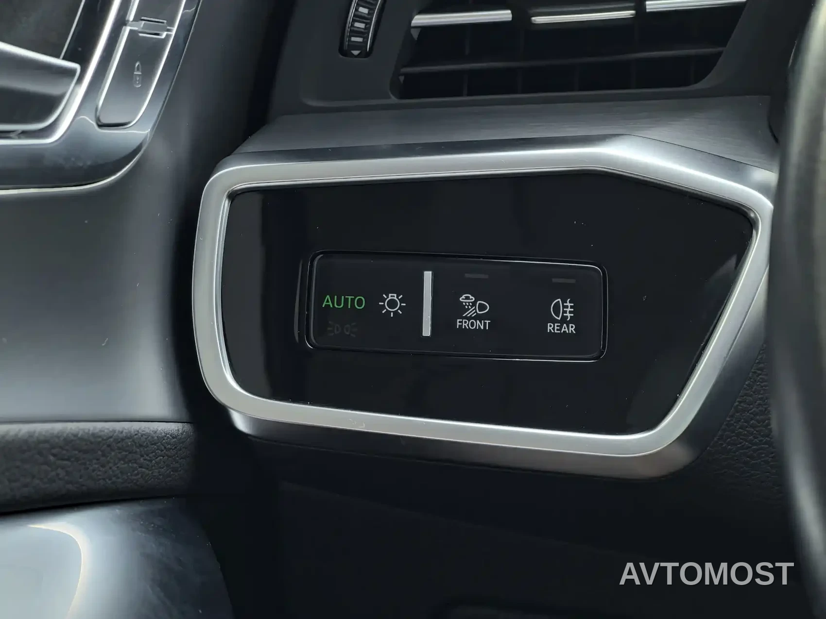 Audi A7L 2024 45 TFSI Luxury — фото 14
