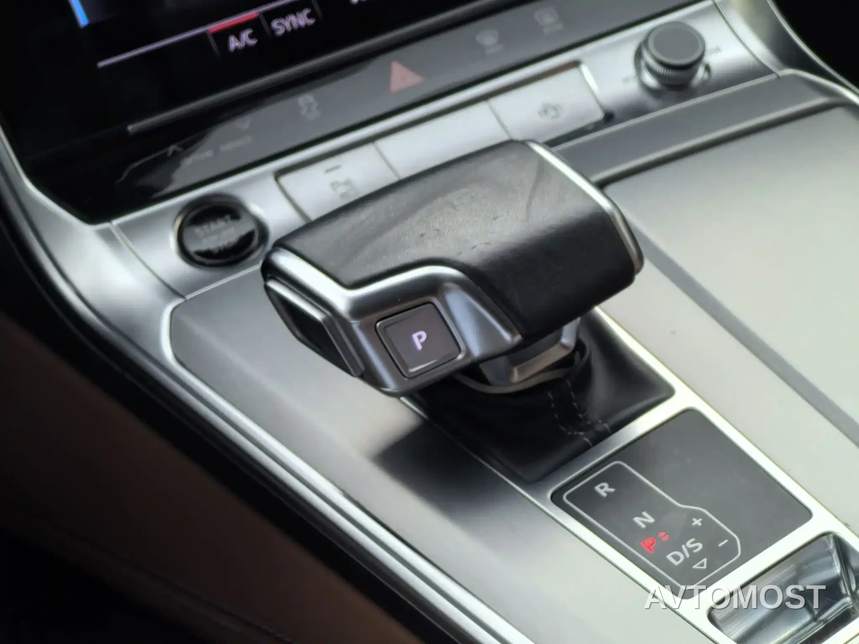 Audi A7L 2024 45 TFSI Luxury — фото 16