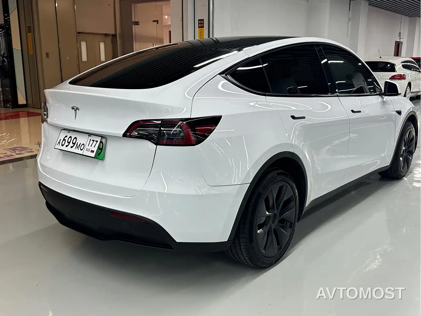 Tesla Model Y 2023 Rear-Wheel Drive Edition — фото 11