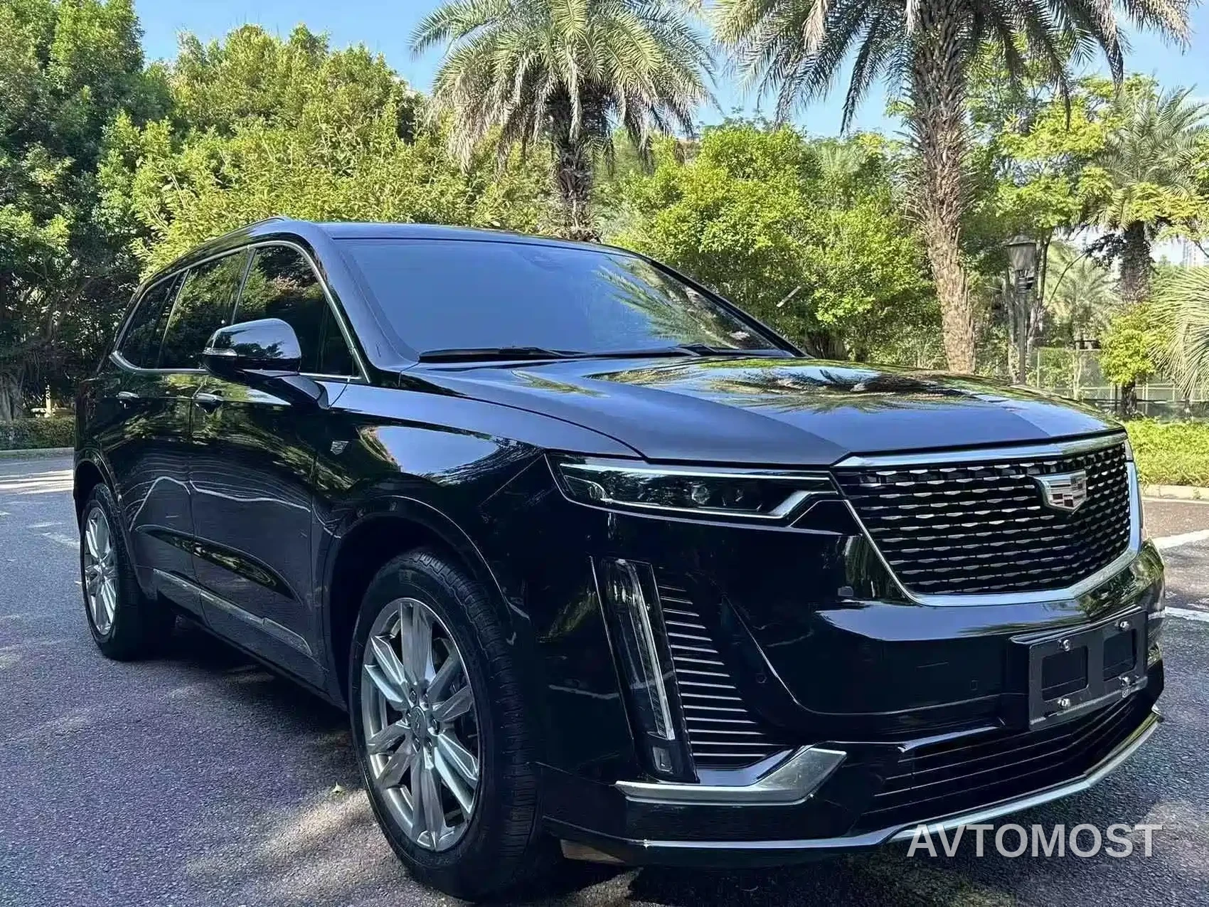 Cadillac XT6 2022 2.0T 6-Seater 2WD Luxury Edition — фото 3