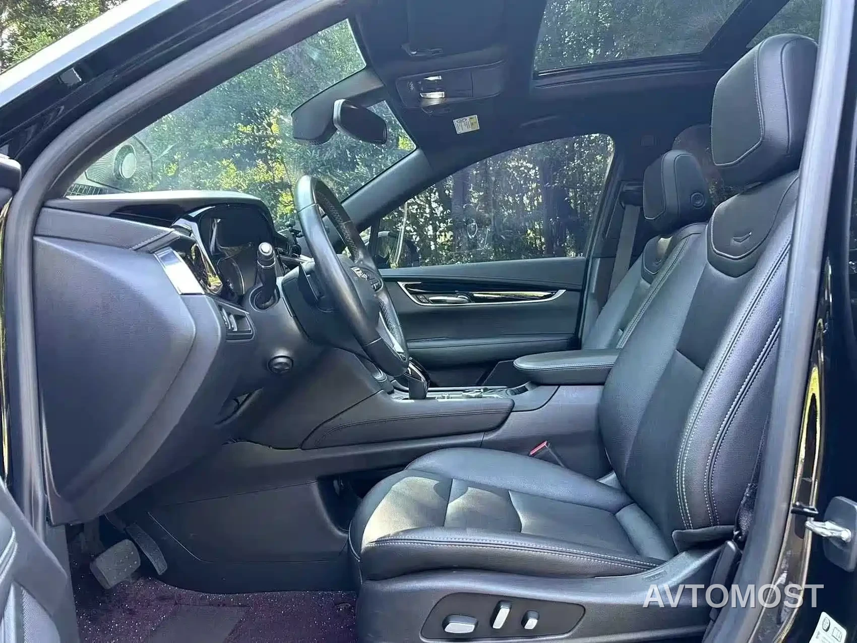 Cadillac XT6 2022 2.0T 6-Seater 2WD Luxury Edition — фото 7