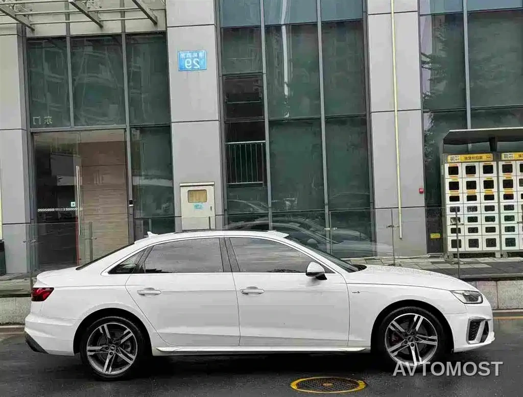 Audi A4L 2022 40 TFSI Fashion Dynamic — фото 4