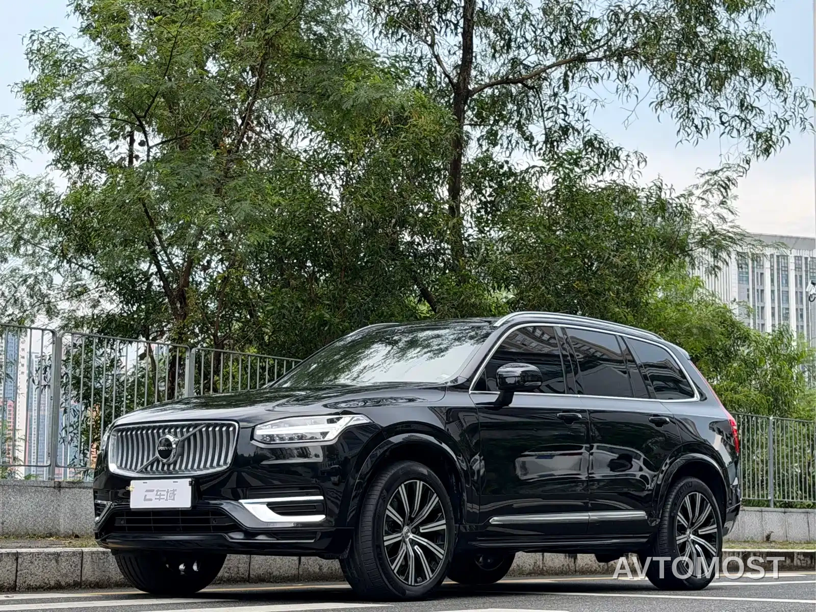 Volvo XC90 2024 B6 Elegance Luxury 7-Seater — фото 1