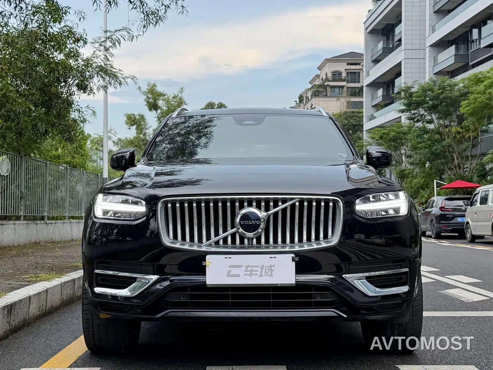 Volvo XC90 2024 B6 Elegance Luxury 7-Seater — фото 2