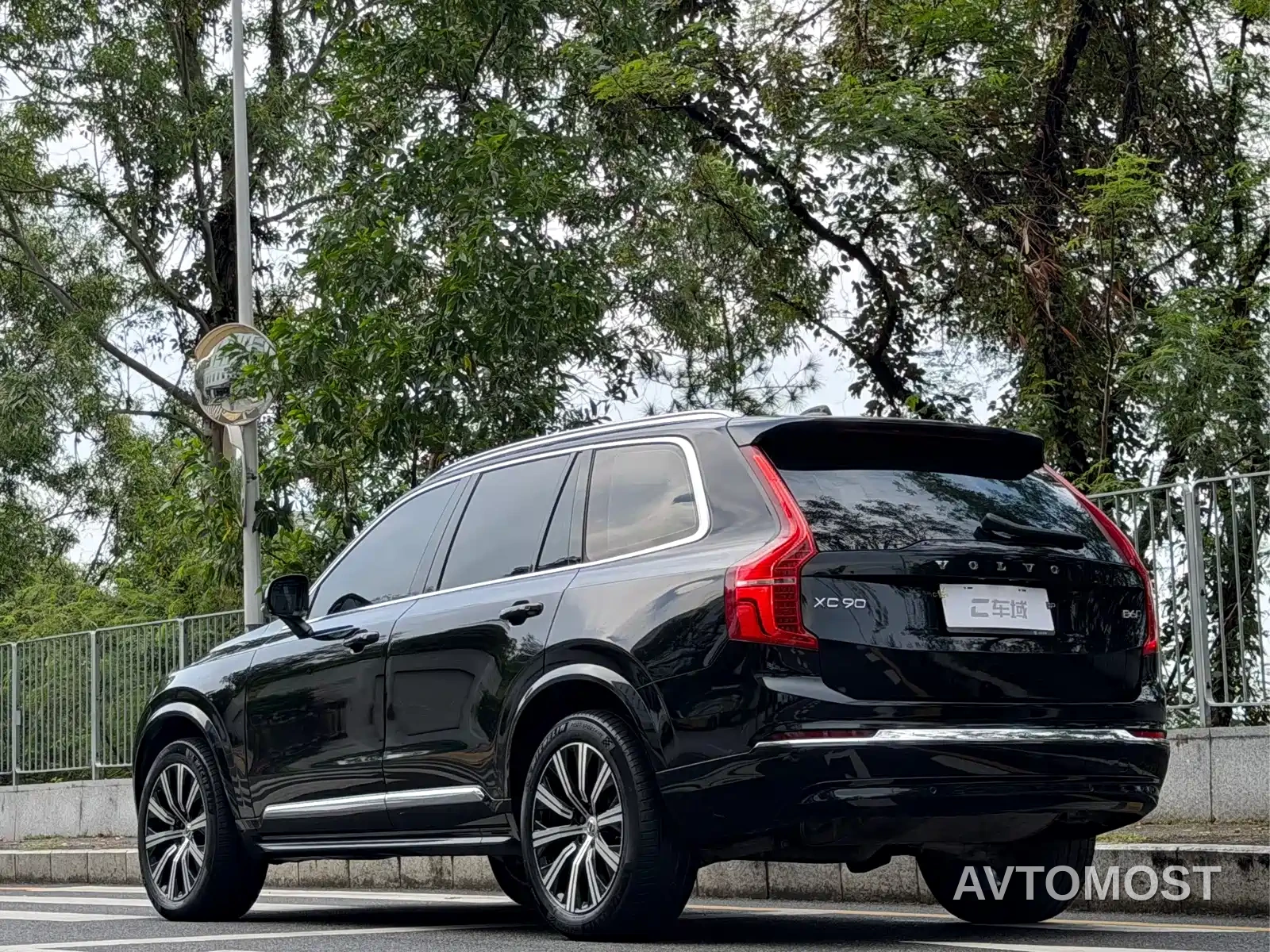 Volvo XC90 2024 B6 Elegance Luxury 7-Seater — фото 5