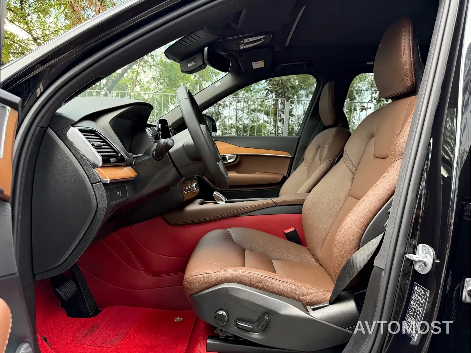 Volvo XC90 2024 B6 Elegance Luxury 7-Seater — фото 6