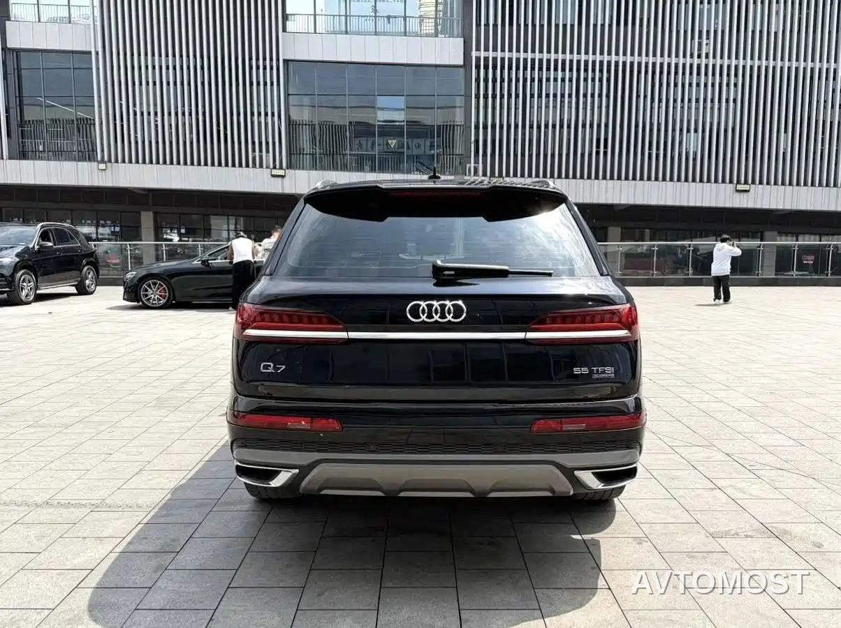 Audi Q7 2021 55 TFSI quattro S line Sport — фото 14