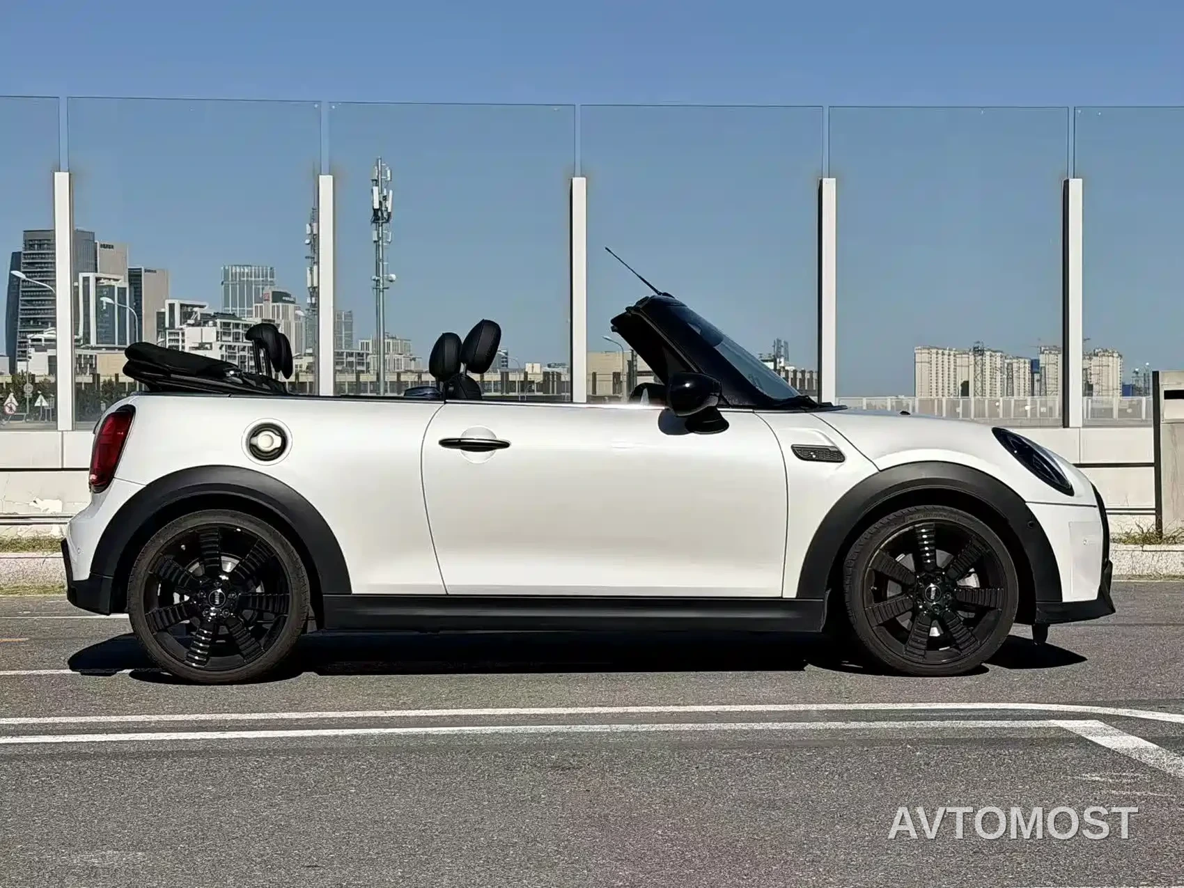 MINI 2023 2.0T COOPER S CABRIO King's Cross Special Edition — фото 10