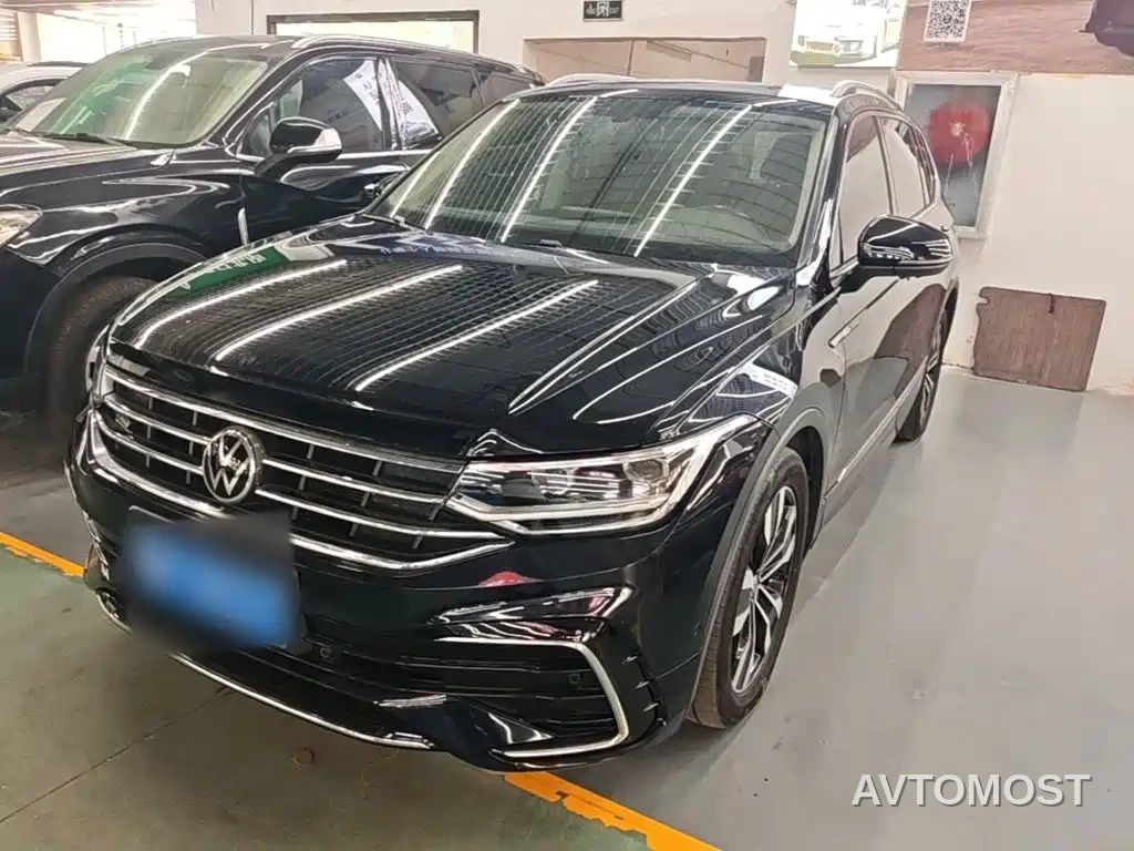 Volkswagen Tiguan L 2022 330TSI Auto 2WD R-Line Premium Edition — фото 1