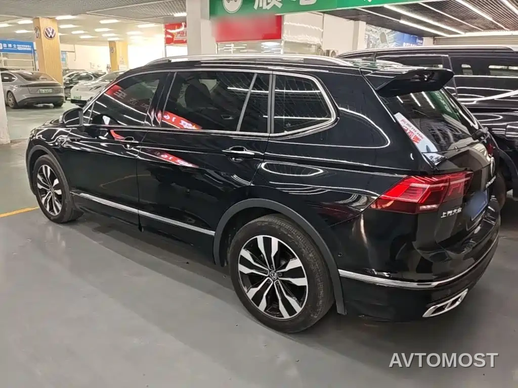 Volkswagen Tiguan L 2022 330TSI Auto 2WD R-Line Premium Edition — фото 4