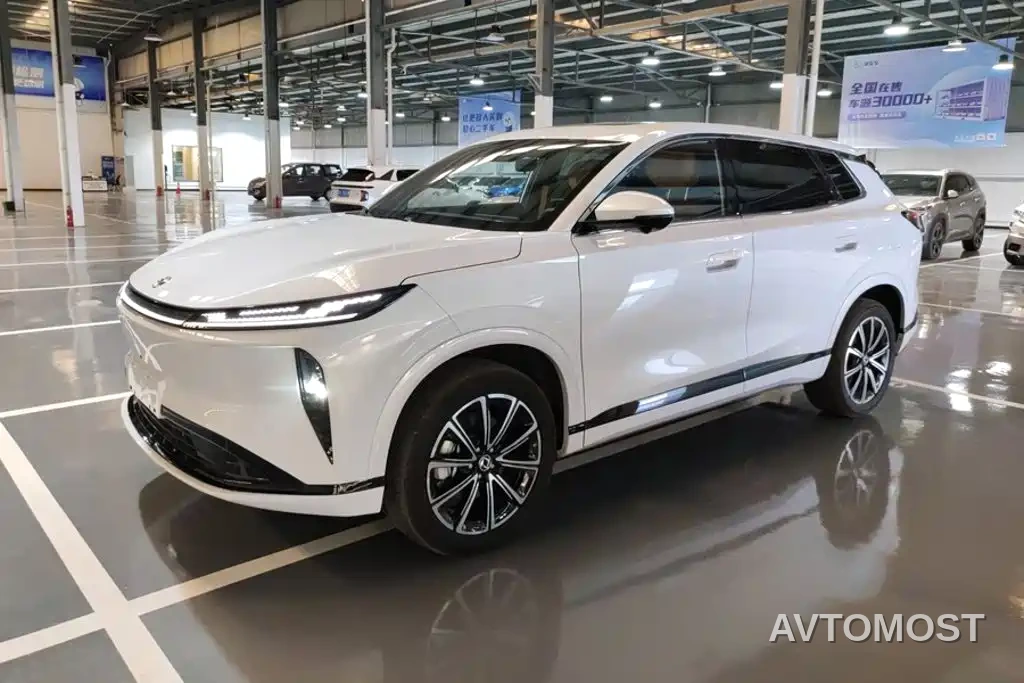 Dongfeng Aeolus L8 2025 112KM Ideal Edition — фото 1