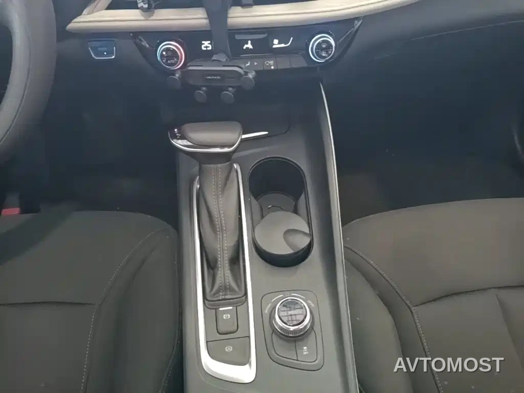 Buick Velite 6 2020 Plug-in Hybrid Connected Fashion Edition — фото 12