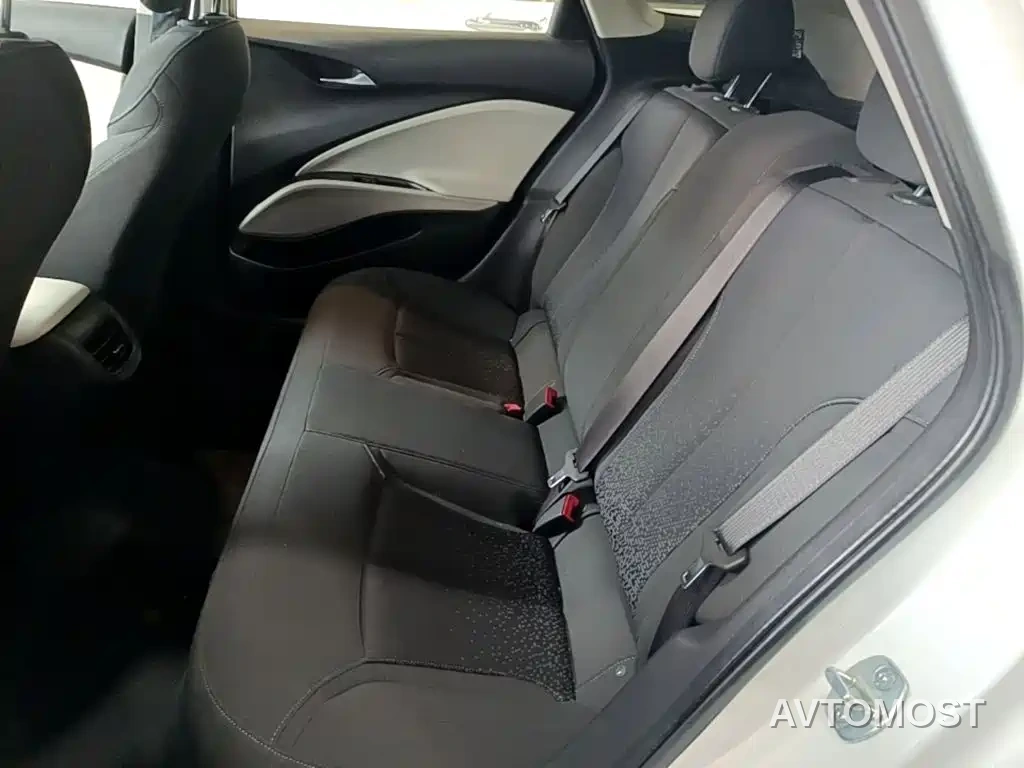 Buick Velite 6 2020 Plug-in Hybrid Connected Fashion Edition — фото 13