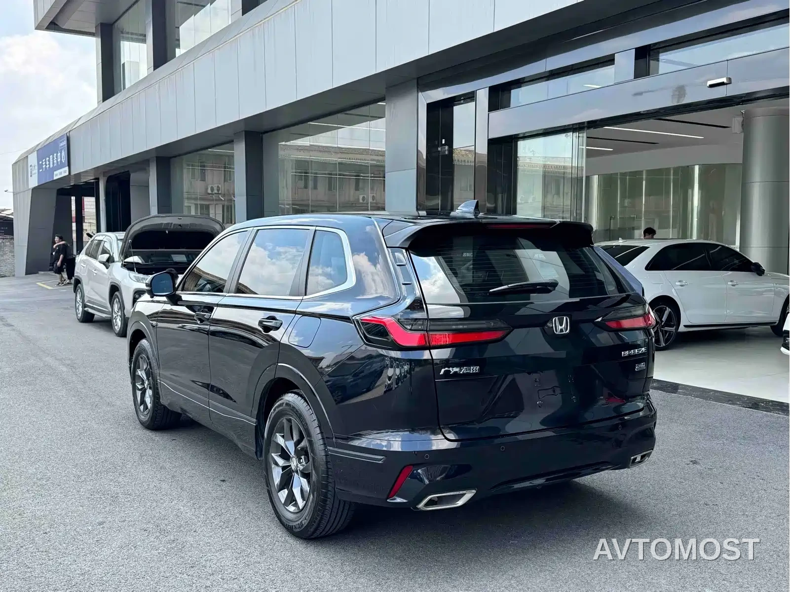 Honda Haoying 2023 240TURBO 2WD Luxury 5-Seater — фото 6