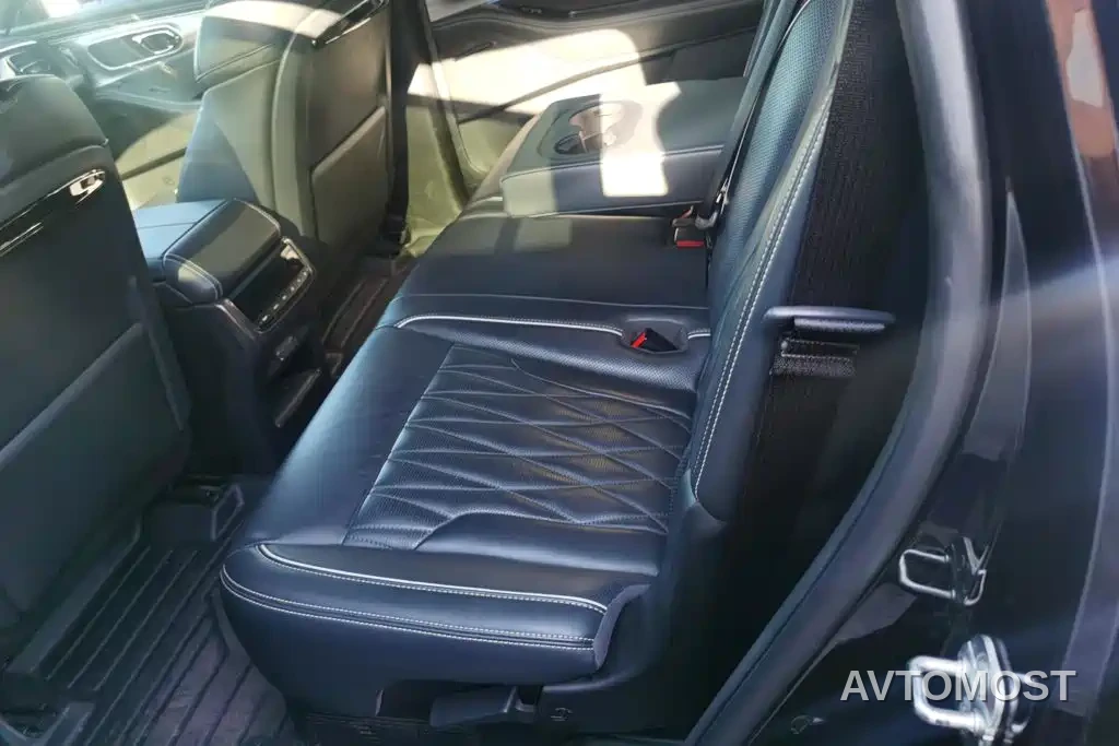 GAC Trumpchi GS8 2022 Dual Engine Series 2.0TM 2WD Premium Edition (7-Seater) — фото 11