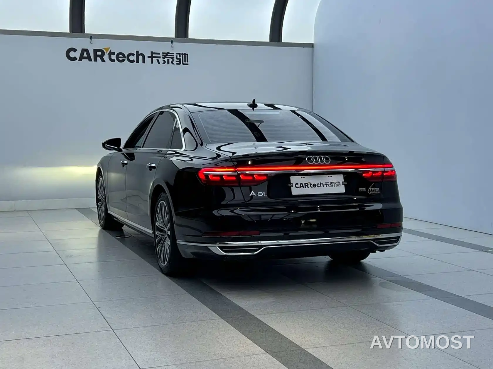 Audi A8 2021 A8L 55 TFSI quattro Luxury — фото 5