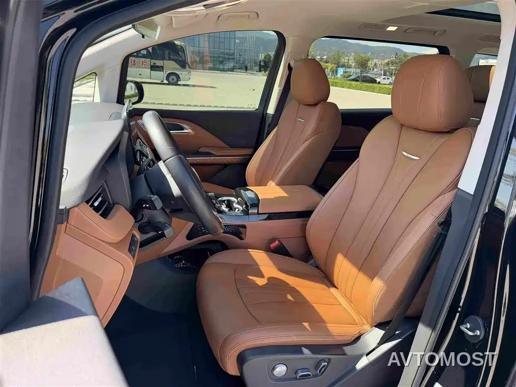 Hongqi HQ9 PHEV 2024 Model 2.0T AWD Business Edition — фото 5