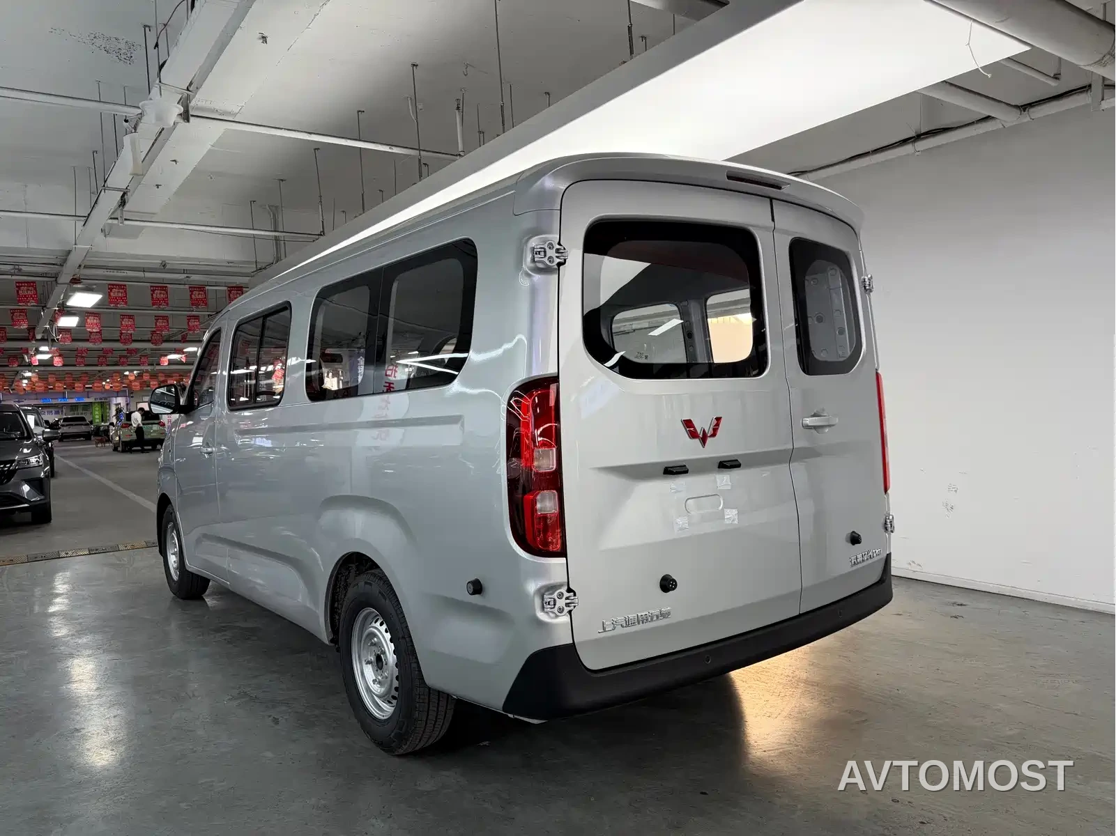 Wuling Yangguang Pro — фото 9