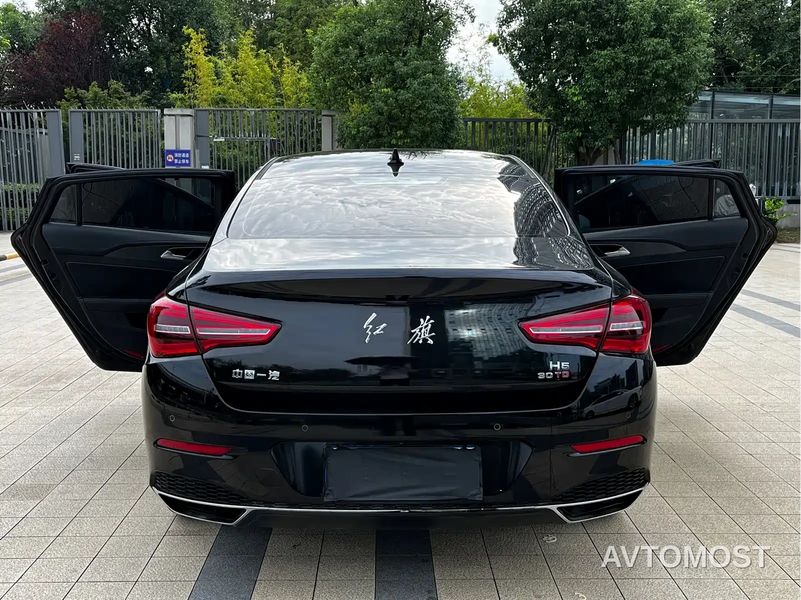 Hongqi H5 2022 Classic 1.5T DCT Flag Rhythm Edition — фото 10