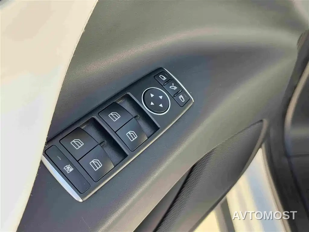Tesla Model X 2020 Long Range Upgrade — фото 9