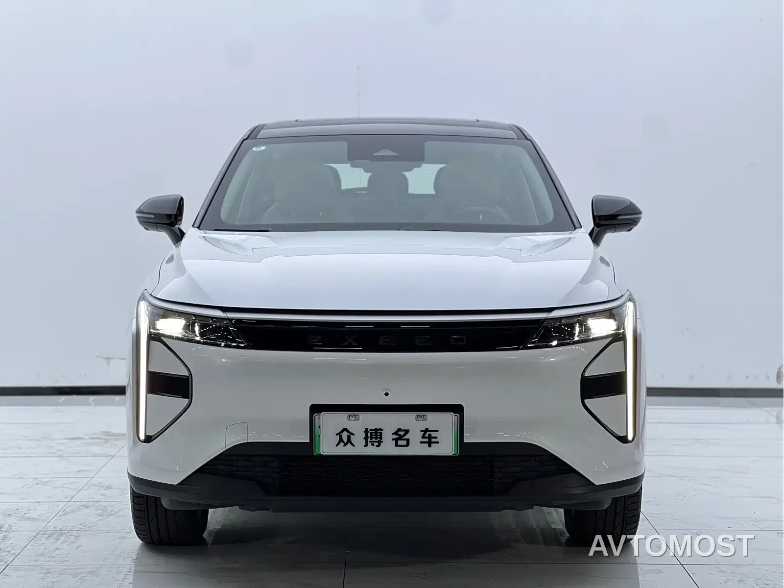 Exeed Yaoguang C-DM 2026 Global Edition 120 Long Range 2WD — фото 2