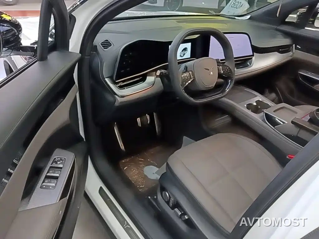 Hongqi Tian Gong 08 2025 605 Pioneer Edition — фото 14