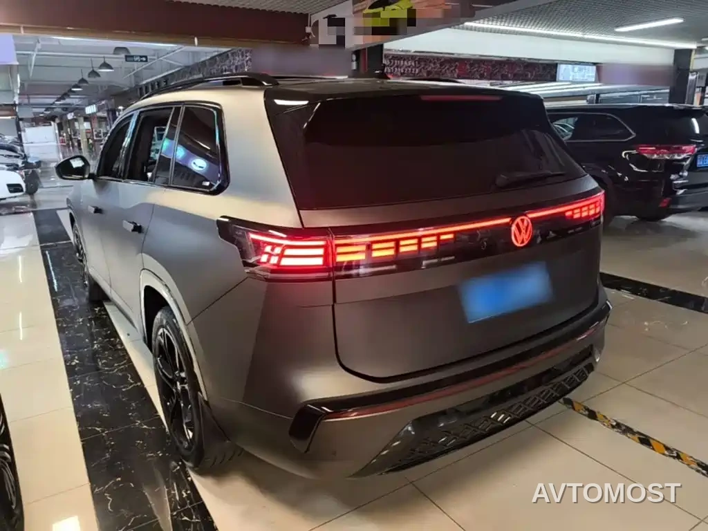 Volkswagen Teramont 2025 Teramont Pro 450TSI 4WD Summit Edition — фото 4