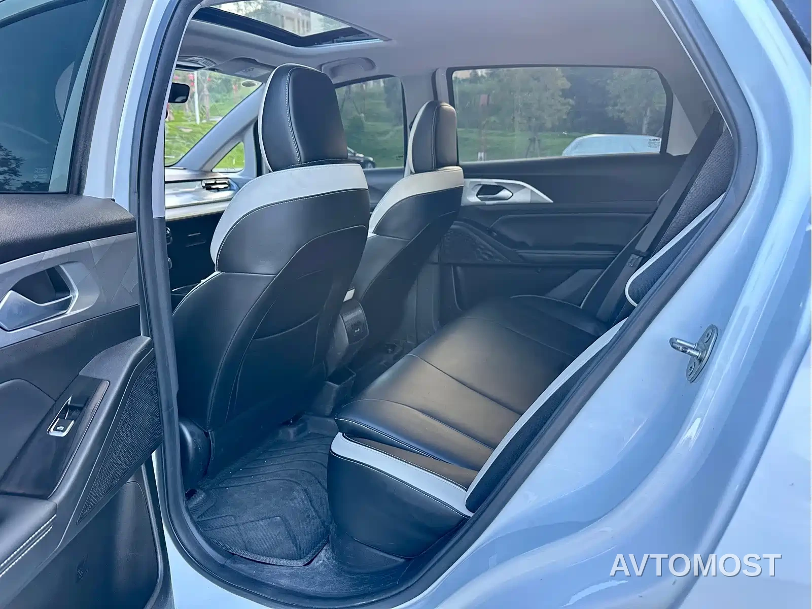 Geely Geometry E Firefly 2023 401KM Linglong Tiger 5-Seater — фото 5