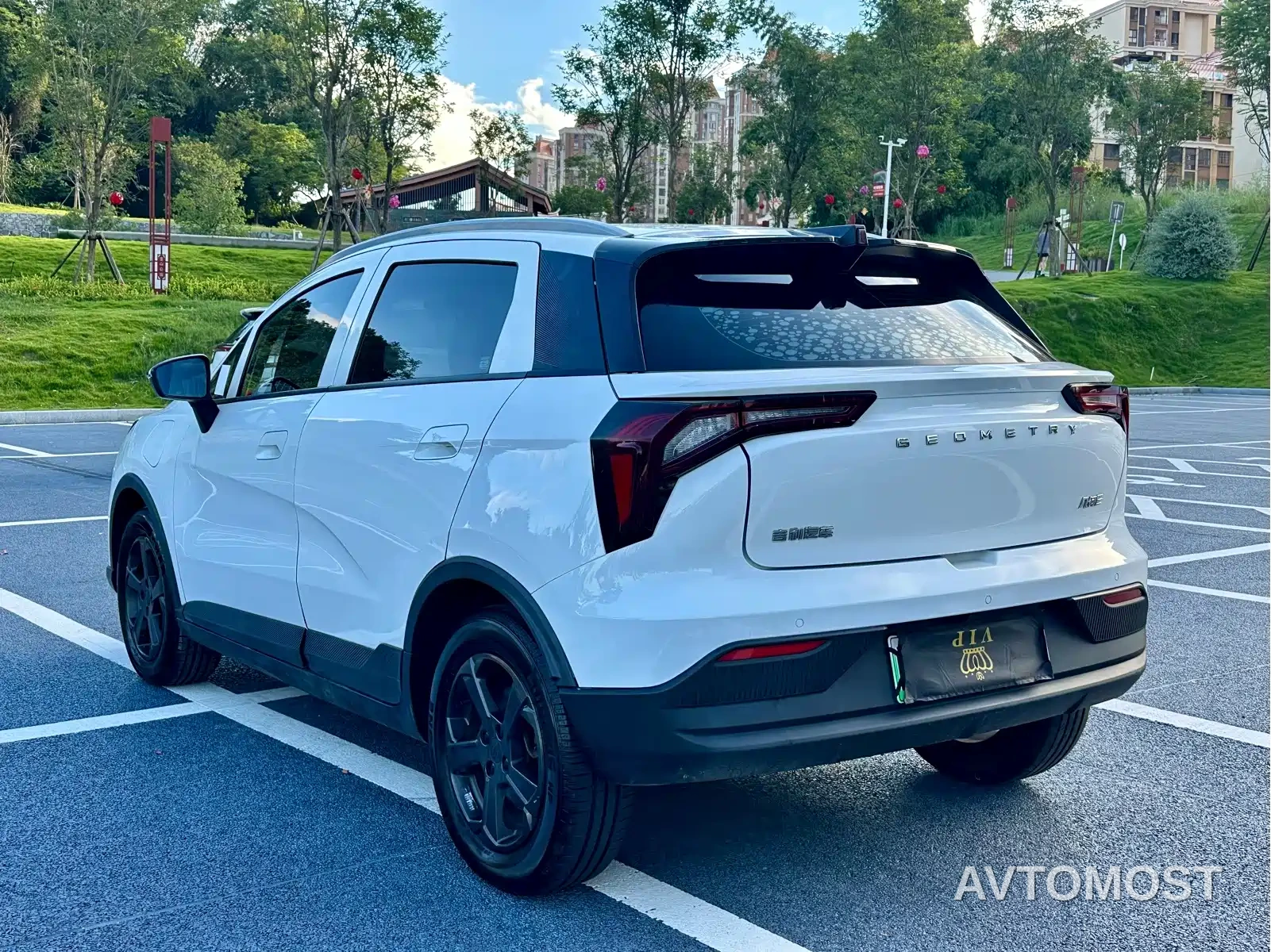 Geely Geometry E Firefly 2023 401KM Linglong Tiger 5-Seater — фото 10