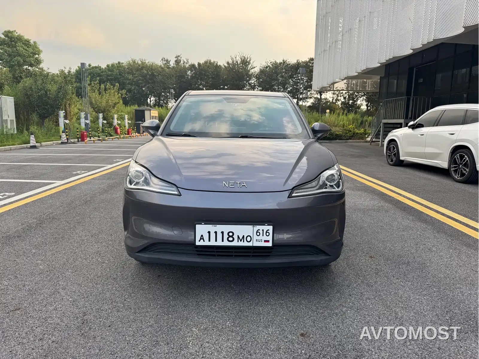 Nezha V 2021 Standard Range Industry Custom Edition — фото 2
