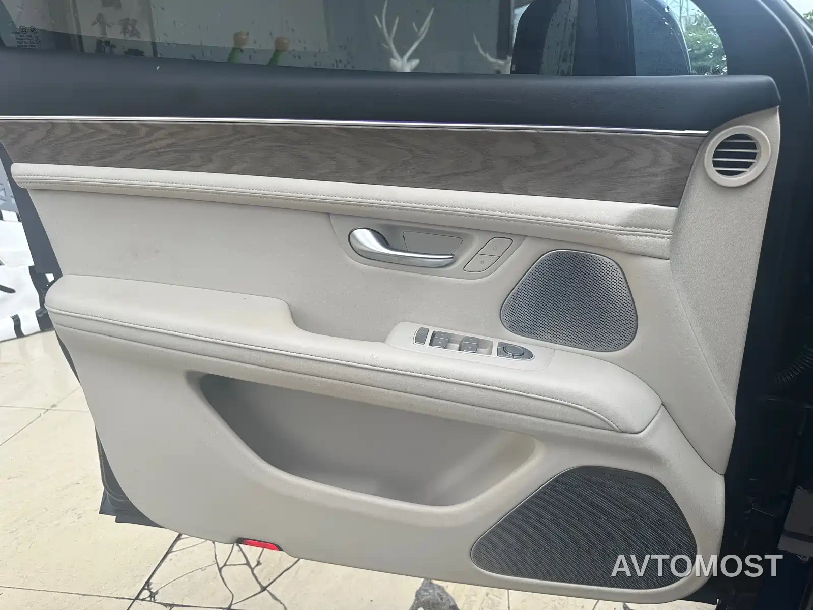 AITO M5 2022 Extended Range AWD Ultimate Edition — фото 16