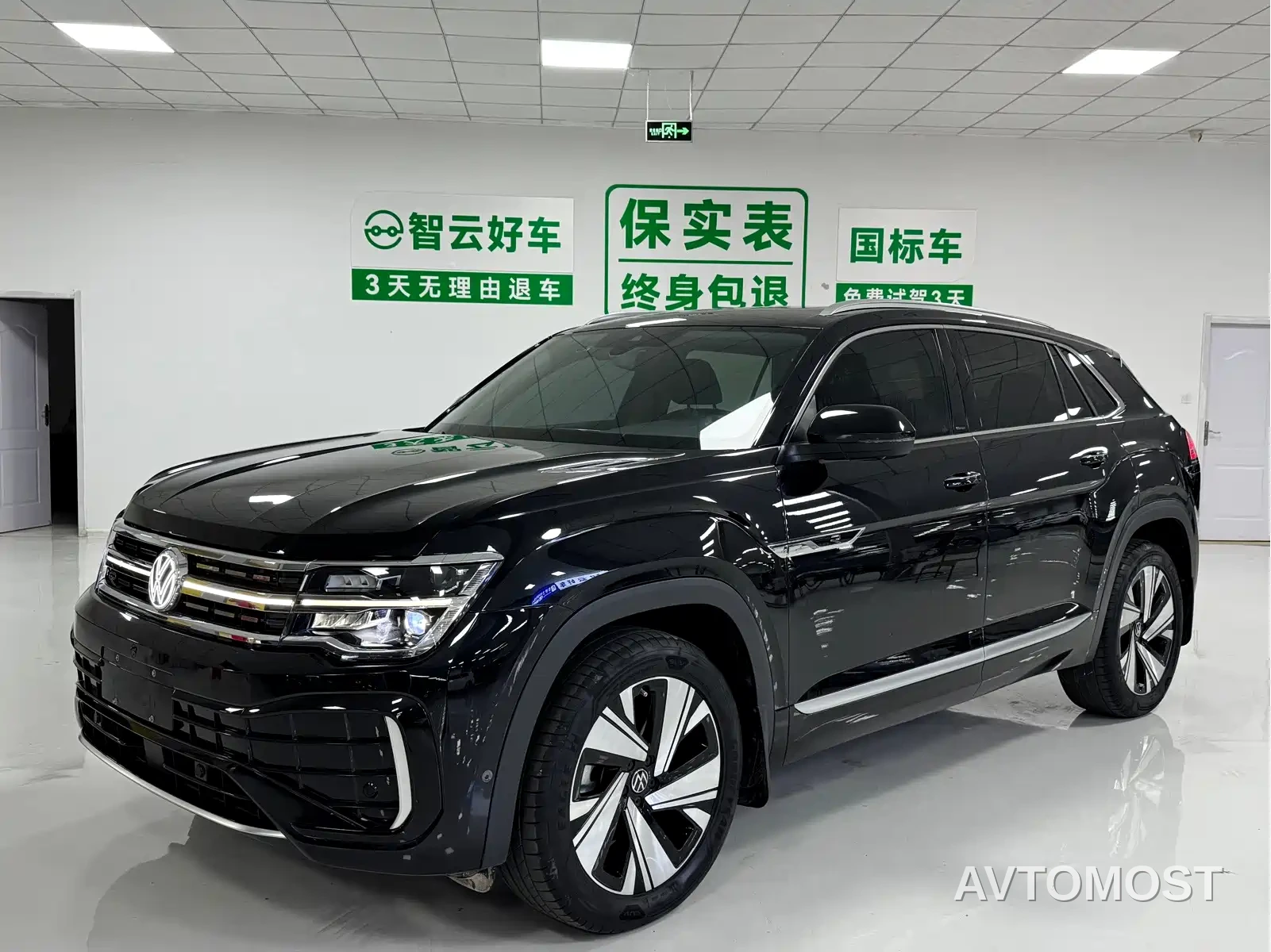 Volkswagen Teramont 2023 Teramont X Facelift 380TSI 4WD Exclusive Luxury Edition — фото 1
