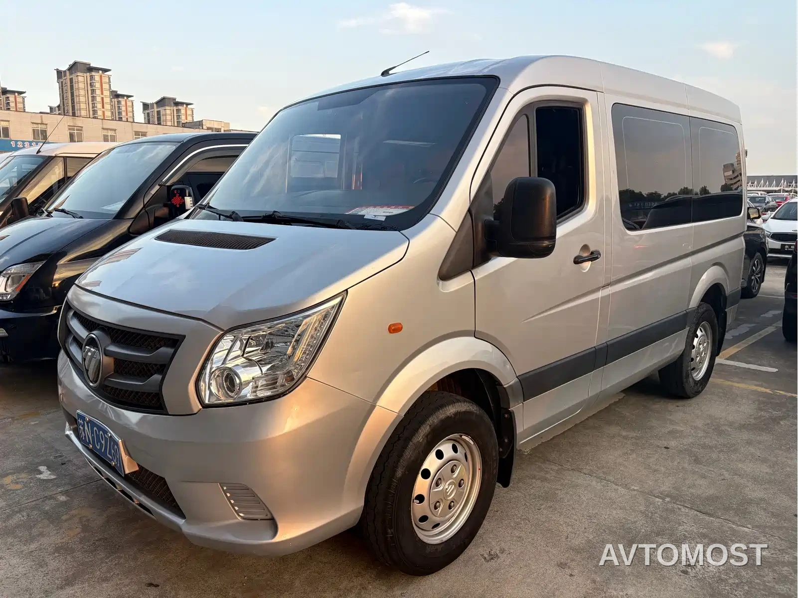 Foton Tuyano 2022 2.0T Manual Urban Multi-function Short Wheelbase Low Roof Single Rear Tire 5/6/9 Seater 4F20TC3 — фото 1