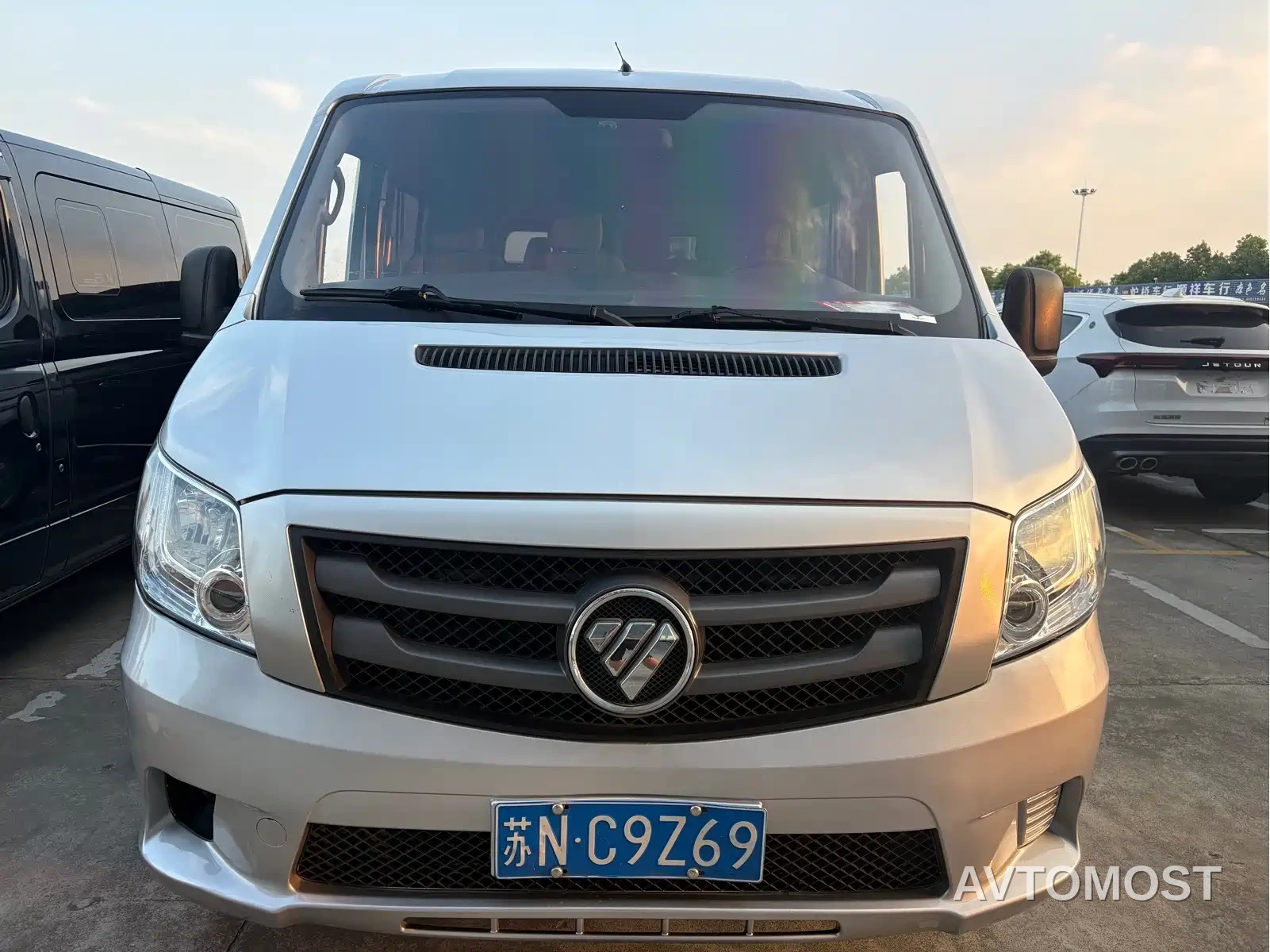 Foton Tuyano 2022 2.0T Manual Urban Multi-function Short Wheelbase Low Roof Single Rear Tire 5/6/9 Seater 4F20TC3 — фото 2