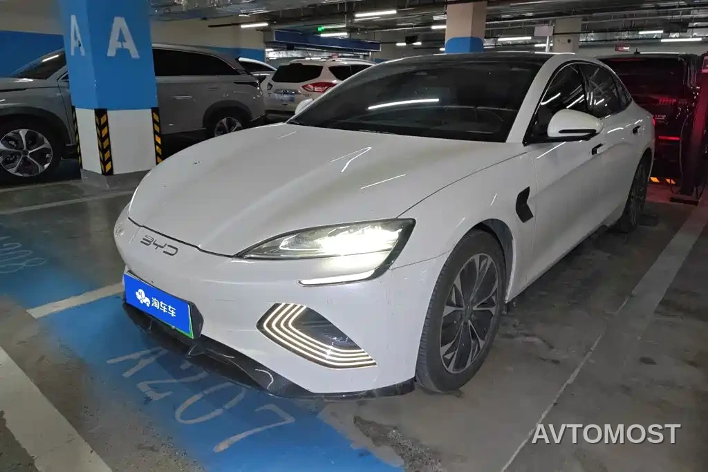 BYD Seal 2022 550km Standard Range RWD Premium — фото 1