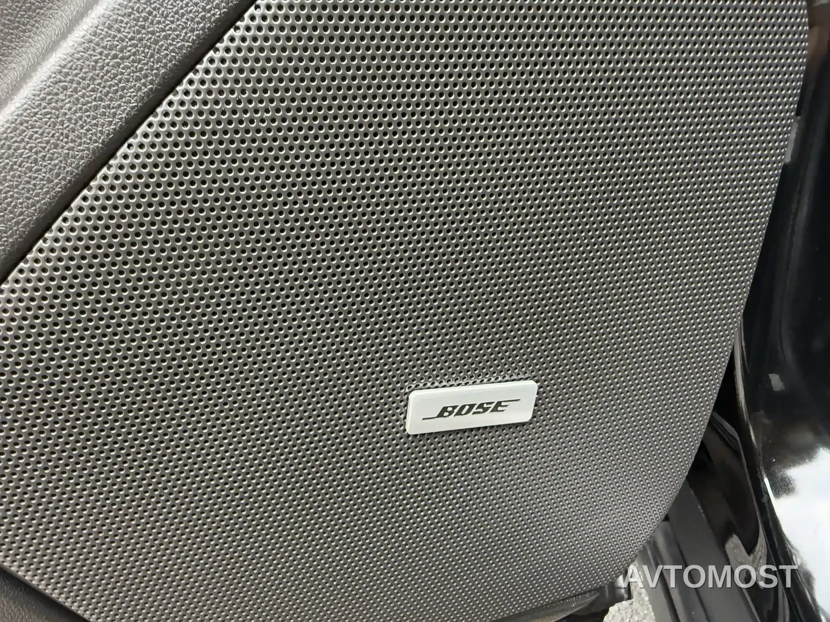Cadillac XT6 2022 2.0T 7-Seater 4WD Luxury Edition — фото 16