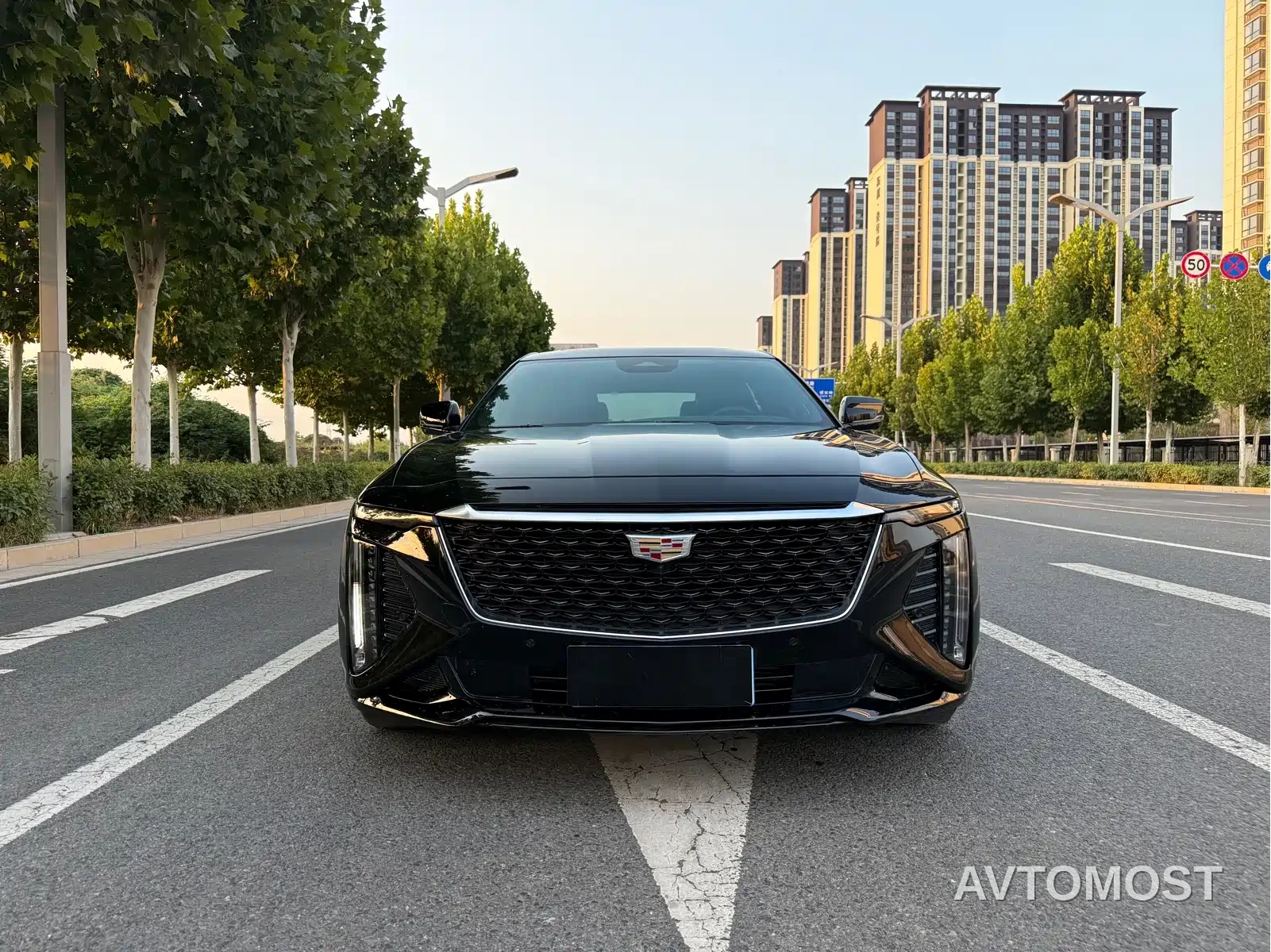 Cadillac CT6 2023 28T Premium Model — фото 2