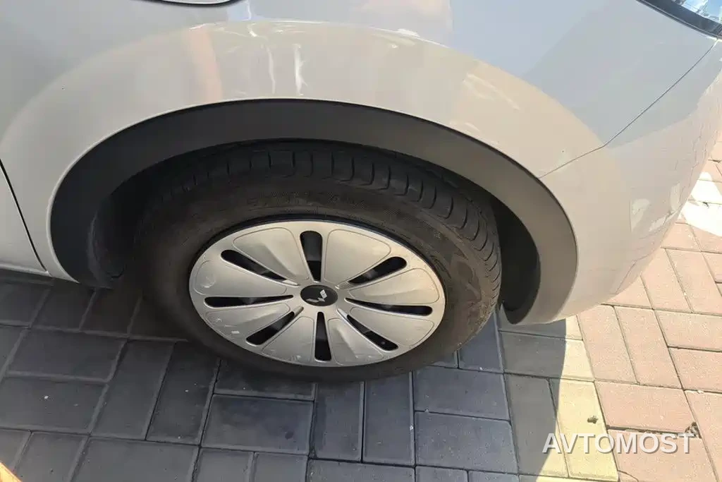 Wuling Bingo 2023 Model 203km Lite Enjoyment Edition — фото 6