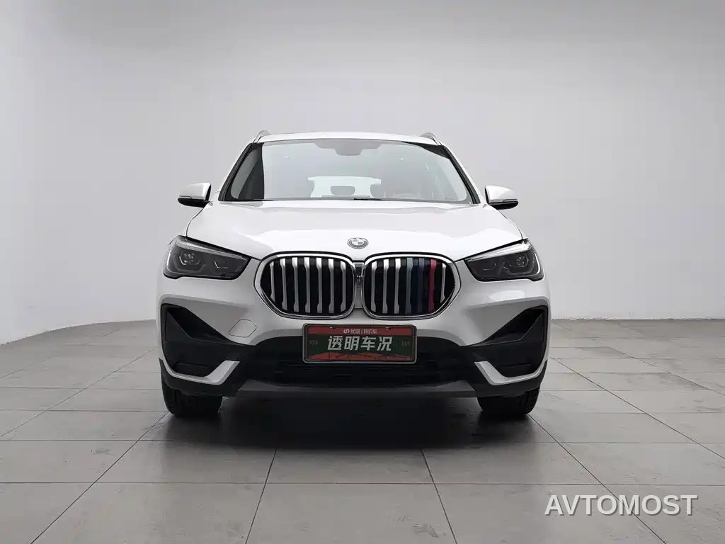 BMW X1 2021 sDrive25Li Leading — фото 3