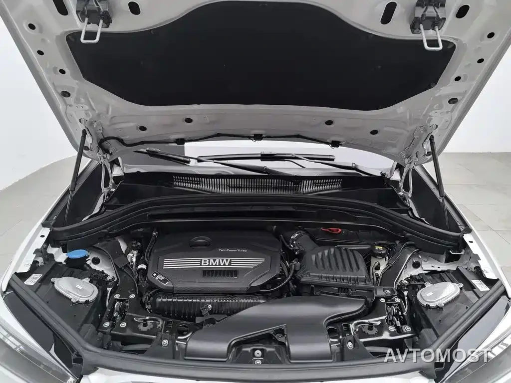 BMW X1 2021 sDrive25Li Leading — фото 6