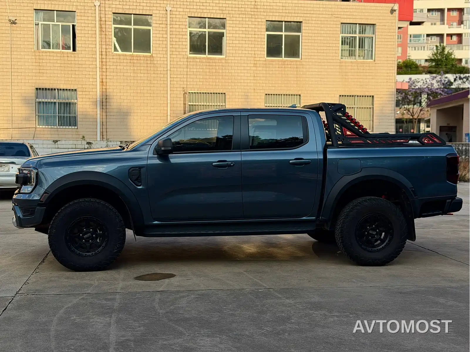 Ford Ranger 2023 Mountain Forest 4WD Manual (Diesel) — фото 3