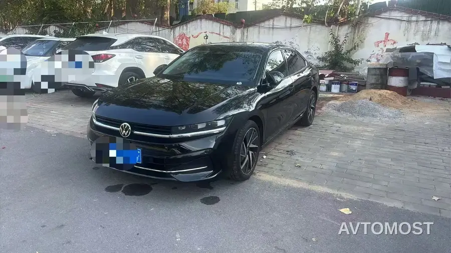 Volkswagen Magotan 2026 Model 380TSI DSG Premium Edition Damai Package